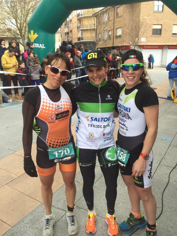 Nuria Rodriguez y Ra&uacute;l Amatriain dominan el Duatlon de Aranguren